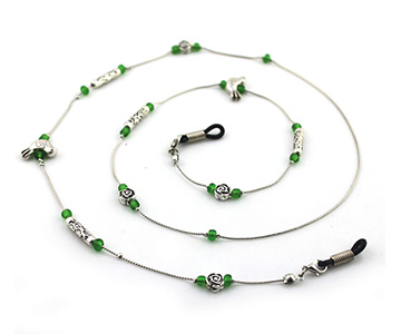 سلسلة النظارات الشمسية فضية مع الخرز الأخضر